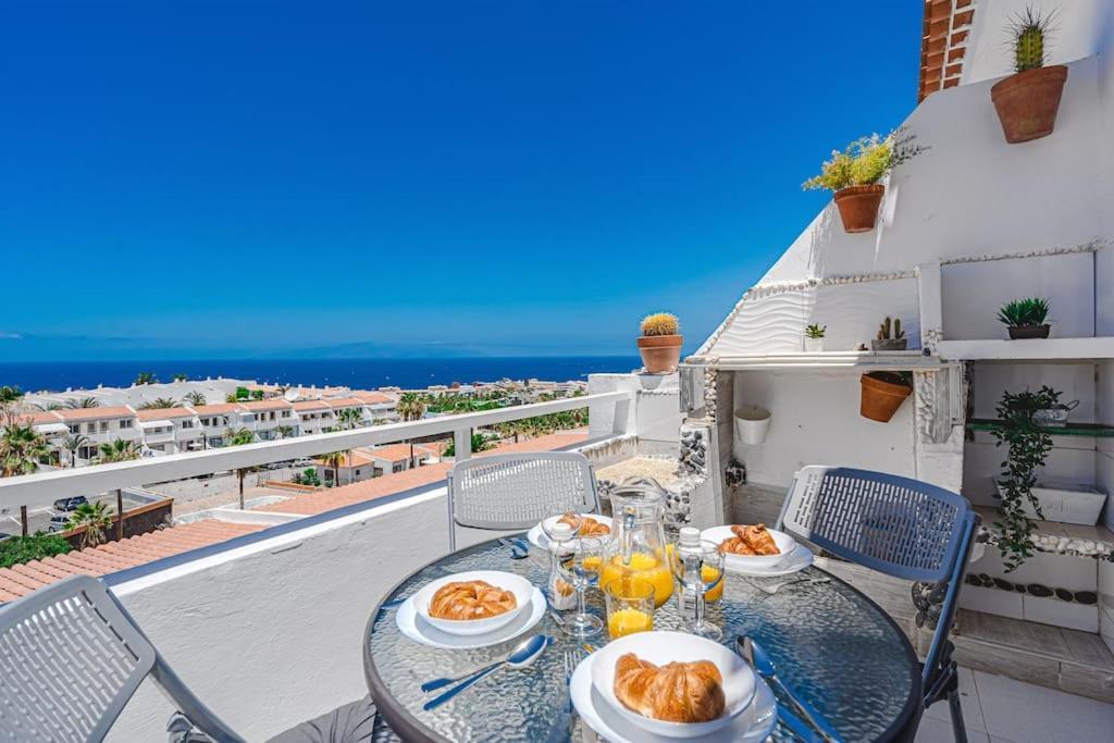With Amazing View By Altamarhomes Costa Adeje (Tenerife)